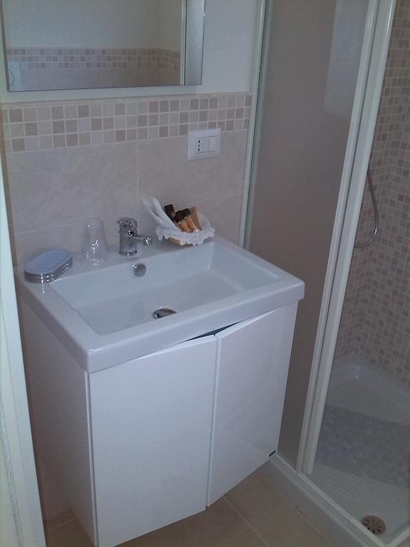 Fontana Vecchia Bed and Breakfast Atina Rum bild