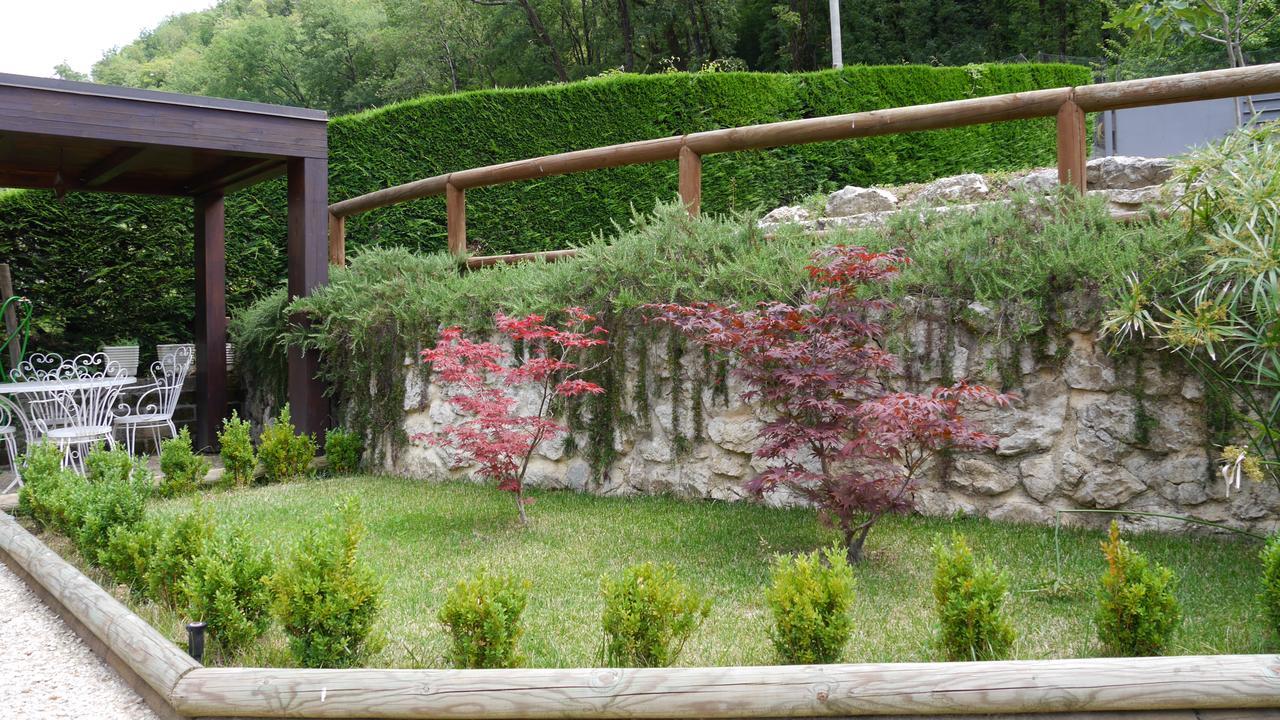 Fontana Vecchia Bed and Breakfast Atina Exteriör bild